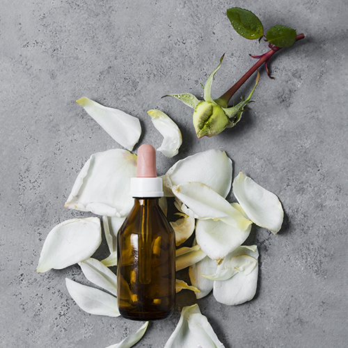 Olejek jaśminowy Lotus: szereg korzyści dla skóry i relaksu – ukojenie dla cery wrażliwej i zmęczonej