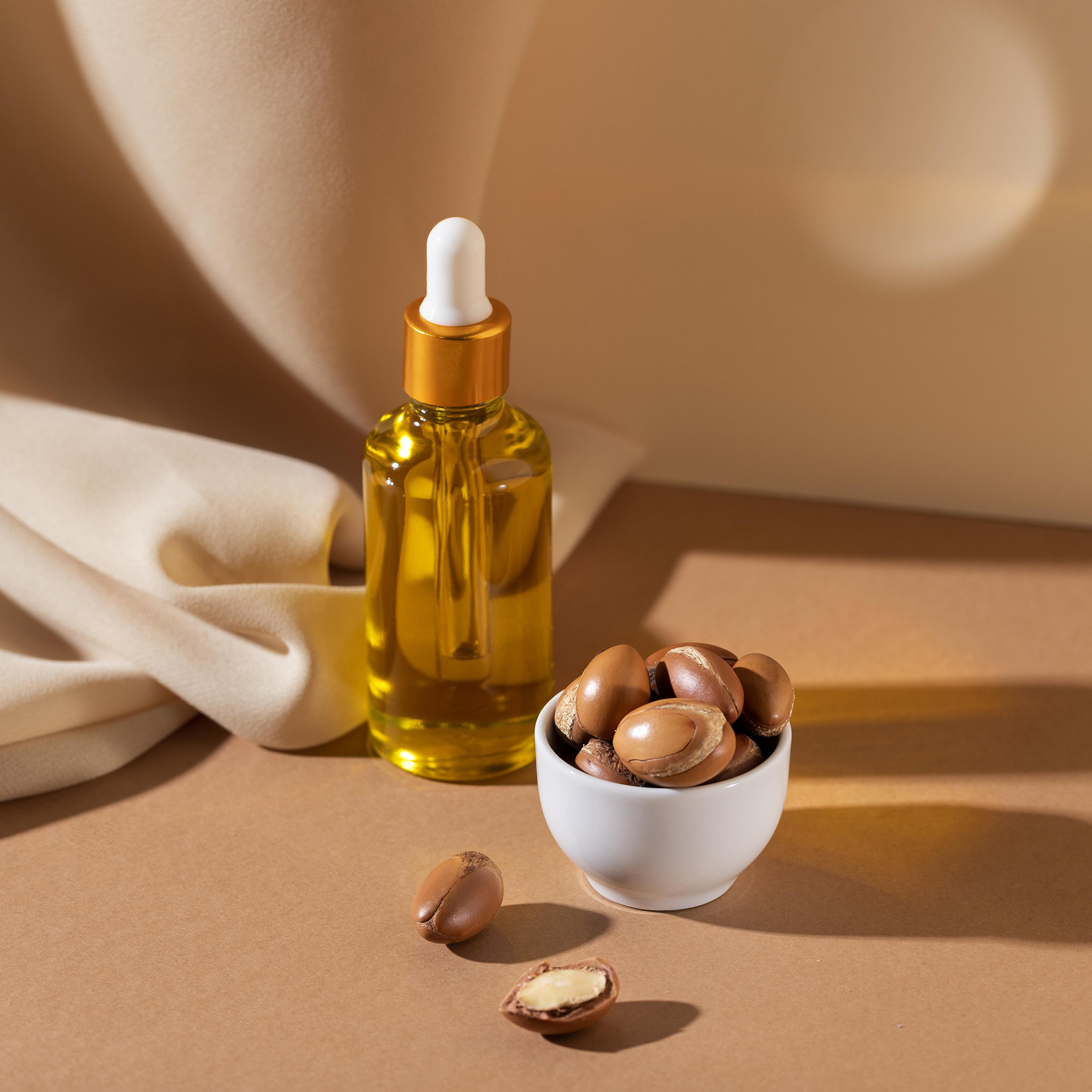 Olej arganowy Lotus: płynne złoto Maroka dla twojej skóry i włosów – wszechstronny eliksir piękna