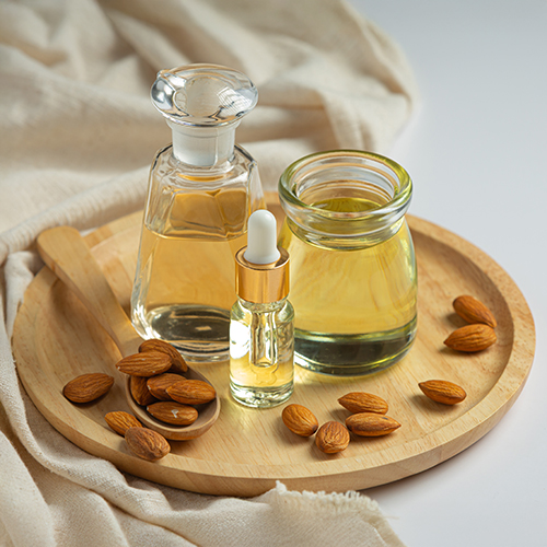 Olejek migdałowy Lotus: pustynny eliksir dla twojej skóry i włosów